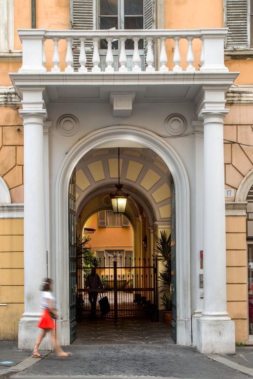 Domus Liberius - Rome Bed and Breakfast Buitenkant foto
