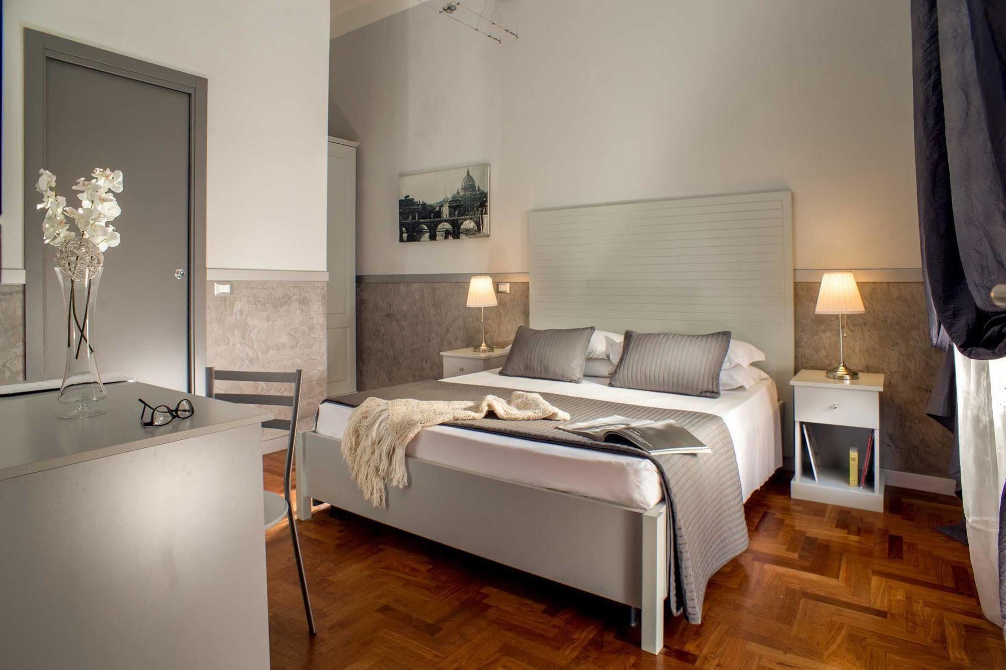 Domus Liberius - Rome Bed and Breakfast Buitenkant foto