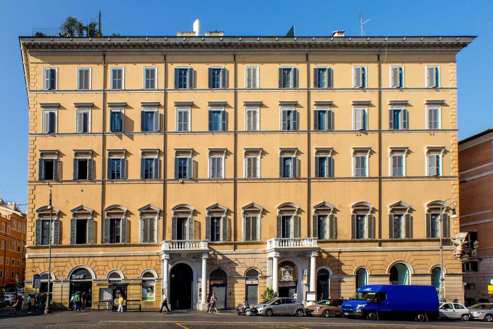 Domus Liberius - Rome Bed and Breakfast Buitenkant foto